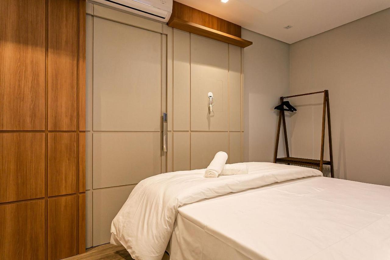 Apartamento Ap C/ Churrasq E Piscina 350m Jurere Jpr201